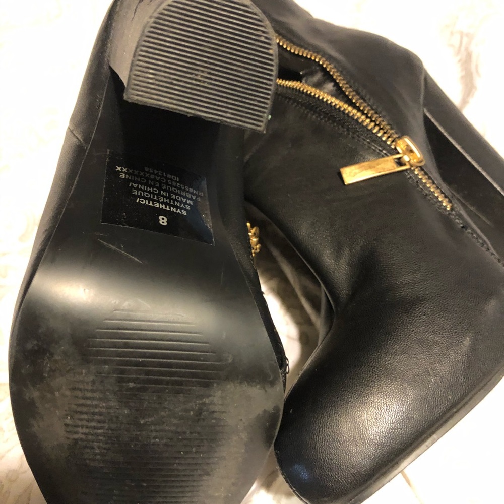 Booties - Picture 3 of 4
